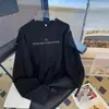 2026 nuevo estilo hombro recto algodón puro cuello redondo manga larga camiseta moda femenina versátil rejuvenecedor adelgazante top blanco temporada de primavera y otoño