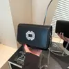Bolso Cuadrado Pequeño Casual 2025 Nuevo Estilo Coreano de Moda Bolso de Cadena para Axila Incrustado de Diamantes Bolso de Hombro Único Cruzado de Moda para Mujer