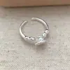 Anillo de Concha Dulce para Mujer, Sencillo y de Moda, Único y Elegante, Anillo Abierto de Gota de Agua, Anillo de Dedo Índice Estilo Ins Nicho, Moderno