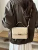Bolsa de ombro texturizada retrô, novo modelo 2026, bolsa de mão estilosa com grande capacidade, adequada para uso casual e para o trabalho, estilo crossbody ou de mão, para mulheres
