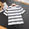 Estilo Japonês 2025 Primavera e Verão Nova Roupa Infantil Meninos/Meninas Algodão Misturado Listrado Gola Redonda Camiseta Tops de Manga Curta 474635