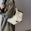 Bolsa de grande capacidade feminina 2024, nova bolsa de ombro de alto nível para trabalho, bolsa de ombro de classe, bolsa de mão