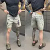 Shorts de mezclilla ligeros de verano para hombre, pantalones rectos holgados de longitud media, shorts casuales de moda versátiles y modernos para hombre