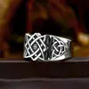 Acero Guerrero nuevo anillo de acero inoxidable para hombre al por mayor Vikingo Nórdico Nudo Celta anillo de acero de titanio joyería