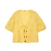 Roupas de verão femininas estilo europeu e americano 2026, conjunto de top amarelo com bordado vazado e shorts, 5418 mistura de fibras sintéticas com design de retalhos