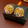 Pendientes de Moda de Lujo Ligero Vintage de Época Media con Pasador de Plata Flor de Diamante Pendientes de Perla Pendientes Retro de Gama Alta para Mujer