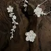 Anel de Flor de Metal Prateado Estilo Medieval Cool Novo Nicho Acessível Luxo de Ponta Exquisito Versátil para Mulheres