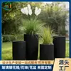 Atacado de vasos de flores municipais em compósito de fibra de vidro, floreiras de jardim altas pretas e recipientes de plantio verdes
