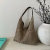 Bolsa de Hombro Tote de Gran Capacidad para Mujer, Bolso de Madre e Hija con Tallado Hueco Artístico Retro de Nicho Coreano, Tendencia 2026