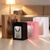 Bolso de Ventana de Techo Flores Transparentes Bolsa de Regalo de Navidad Bolsa de Papel Venta al por Mayor Mano Regalo Bolsa de Regalo Apertura de Ventana