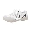 Novos Sapatos Casuais Respiráveis para Estudantes ao Ar Livre, Tênis Simples Tendência de Cano Baixo, Estilo Casal Sapatos Esportivos Confortáveis de Malha