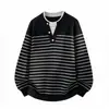 Otoño/Invierno 2026 Nuevo Suéter de Punto Pulóver Falso de Dos Piezas con Cuello Redondo para Hombre Moda Juvenil Camisa Base Casual para Hombre
