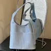 Bolsa feminina grande de capacidade, tecida, estilo vintage, nova tendência primavera 2026, bolsa de ombro e transversal tipo balde, estilosa