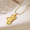 Joia de Roupas de Trabalho Versátil e Simples Transfronteiriça Europeia e Americana Colar Flor Folha Brilhante Fundido em Aço Inoxidável Banhado a Ouro 18K para Mulheres