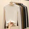 Nueva camiseta interior térmica de otoño e invierno en color liso, cálida y adelgazante, de manga larga, cuello semi-alto, camiseta interior para mujer