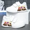 Zapatillas Blancas para Niña Modelo Nuevo Primavera y Otoño 2026 Zapatos Casuales de Velcro con Estampado de la Torre Eiffel Zapatos Deportivos Suaves para Niños