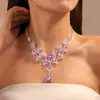 Conjunto de Brincos e Colar Flor Vazada em Zircônia Retro Elegante Moda Elegante Corrente de Clavícula Luxo Acessível Colar de Alta Qualidade