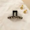 Grampo de Cabelo Estilo Francês Old Money Retro Estampa de Leopardo, Presilha de Luxo Leve para Coque na Parte de Trás da Cabeça, Acessório de Cabelo Moderno para Mulheres
