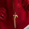 Collar de Caballo de la Felicidad Mochen: Lujo Ligero, Nicho, Moderno, de Alto Nivel, con Cuentas de Piedra Natural, Borla Larga de Pelo de Poni Cepillado, Suéter Largo