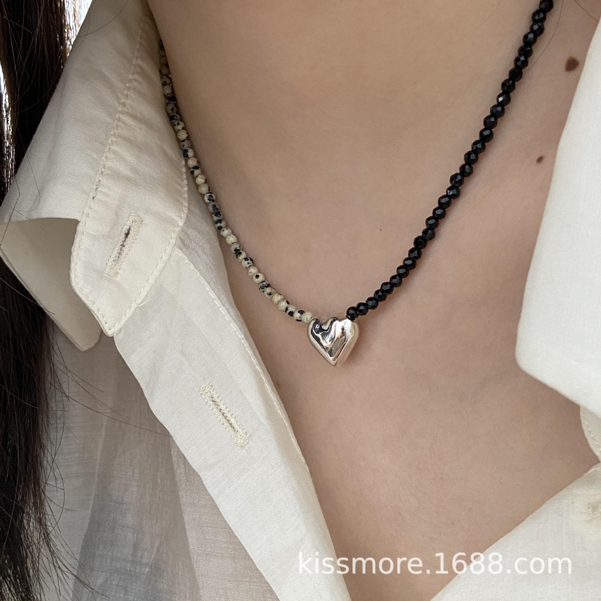 斑点石合成黑尖晶爱心纯银项链9.jpg