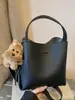 Bolso de Mano de Alto Valor Estético, Bolso Cubo de Gran Capacidad para Mujer, Bolso de Hombro Nuevo y de Moda Invierno 2025, Bolso Cruzado Elegante