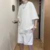 Traje casual masculino, conjunto esportivo leve e moderno para o verão, conjunto de roupas masculinas estiloso com mangas curtas e bonito