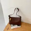Bolso de axila para mujer, nueva colección de verano 2026, moderno, versátil y que irradia un ambiente sofisticado y de alta gama, perfecto para ir al trabajo, un bolso de hombro único o cruzado, similar a una baguette
