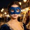 Coleção Nova de Halloween da Amazon Transfronteiriça: linda máscara de meio rosto em couro PVC com padrão de diamante, um acessório de fantasia de festa