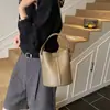 Bolsos de Mujer de Nicho de Moda, Nuevos Bolsos Cruzados Versátiles Retro, Bolsos Cubo de Mano Súper Populares y Elegantes