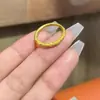 O Mesmo Estilo da Loja de Ouro e o Mesmo Estilo do Xiaohongshu, o Método Antigo de Herdar o Anel Flor de Bauhinia para Mulheres, o Anel Liso Gravado Não Desbota e Tem Elegante