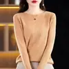 Novos estilos de outono e inverno: suéter de malha feminino de manga comprida com decote assimétrico, plus size, canelado, slim fit e elegante, perfeito como peça básica
