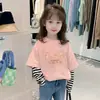 Blusas Infantis com Listras, Novo Estilo de Design Duas Peças, Camiseta Infantil de Manga Longa 100% Algodão, Moda Cartoon de Primavera e Outono para Bebês Meninas