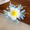 Grampo de Cabelo com Flor de Tecido com um Toque Super Fada, Atmosfera Suave e Elegante, Acessório de Cabelo Requintado e Luxuoso
