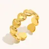 Anillo Abierto de Corazón con Borde de Perlas Transfronterizo Europeo y Americano Acero Inoxidable Chapado en Oro de 18K Elegante Nicho Retro Francés Joyería de Mano para Mujeres