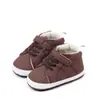 Tênis Casual para Bebê Primavera e Outono Nova Moda Tendência Sapatos para Crianças Pequenas Sola Macia para Bebê Antiderrapante Sapatos para Dar os Primeiros Passos