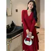Vestido de Tricô Elegante de Alta Qualidade Estilo Francês para Mulheres, Emagrecedor na Cintura, Lançamento Primavera 2026 Coreano