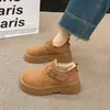 Sapatos Birkenstock Fofos de Solado Grosso Feminino Inverno 2026 Novo Estilo Quente Velcro Mágico Aumenta Altura Baixinhas Mocassins Sapatos de Algodão