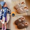 Sapatos Peludos para Meninas Outono e Inverno 2025 Sapatos Quentes Forrados com Fleece de Algodão Duplo para Crianças Pequenas e Médias Sapatos Gorro com Solado Macio para Bebês