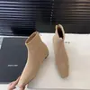Botas de calcetín planas de gamuza mate estilo simple, nuevas para Otoño e Invierno 2026, Europeas y Americanas, Botas de tacón bajo ajustadas, Botines cortos elegantes de punta cuadrada para mujer