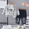 Conjunto Casual de 3 Peças para Meninos 2025 Nova Moda Elegante Camisa de Manga Longa com Lapela Roupas da Moda de Outono para Bebê