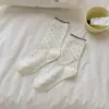 Meias de bolinhas com borda franzida para mulheres, meias brancas para primavera e outono, meias de algodão puro até a panturrilha, meias de bolinhas estilo japonês para estudantes, meias largas da moda ins para primavera e outono