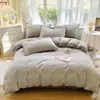 Jie Liya Algodón Puro Hilo 40S Teñido en Hilo Algodón Lavado Rayas Borde de Concha Estilo Japonés Juego de Cama de Cuatro Piezas Funda de Edredón Individual Disponible para Mayorista