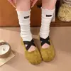 Sapatos Retro Franceses com Biqueira Dividida, Sapatilhas Baixas Planas para Mulheres, Novos Sapatos Versáteis Mary Jane com Tira Cruzada 2026