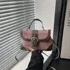 Bolso Retro de Gamuza para Mujer 2025 Otoño e Invierno Nuevo Moderno y a la Moda Bolso Cuadrado Pequeño Bolso Cruzado Versátil