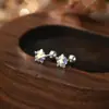 Pendientes de Estrella de Cinco Puntas de Plata de Ley S999 para Orejas Perforadas Clavos de Hélice para Hélice Ósea 2025 Nuevos Pendientes Populares Venta al por Mayor
