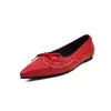 Design estilo britânico rebite laço pele de cordeiro salto escondido 2026 outono bico fino salto baixo couro genuíno boca rasa sapatos de salto baixo femininos