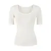 Camiseta de Manga Media Ligeramente Transparente con Cuello en U Estilo Chica Picante Americana para Mujer 2026 Verano Nueva Ajustada Favorecedora Versátil Hombro Normal Top de Moda