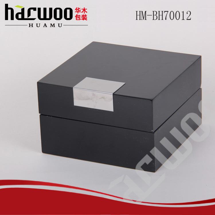 1405067328_1857707361