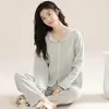 Pijama para mujer con copas en el pecho para primavera y otoño, hecho de algodón puro, de manga larga, pantalón largo, tipo pullover, cuello en V, talla grande, se puede usar para salir, ropa de casa para mujer