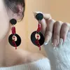 Brincos de Pérola Flocada com Laço Novo em Prata 925 Estilo Hong Kong Luxo Acessível Design Geométrico Elegante Brincos com Estampa de Leopardo para Mulheres